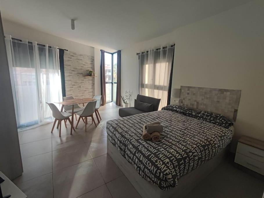 Nuevo Estudio Con Parking Gratis Màlaga Exteriér fotografie