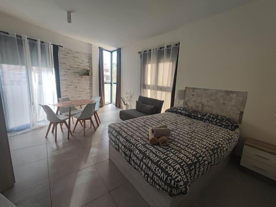 Nuevo Estudio Con Parking Gratis Màlaga Exteriér fotografie